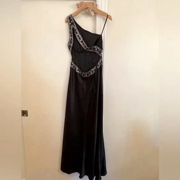 Long satin dress / bridesmaid / ball gown / formal dress / prom dress - Picture 2 of 10